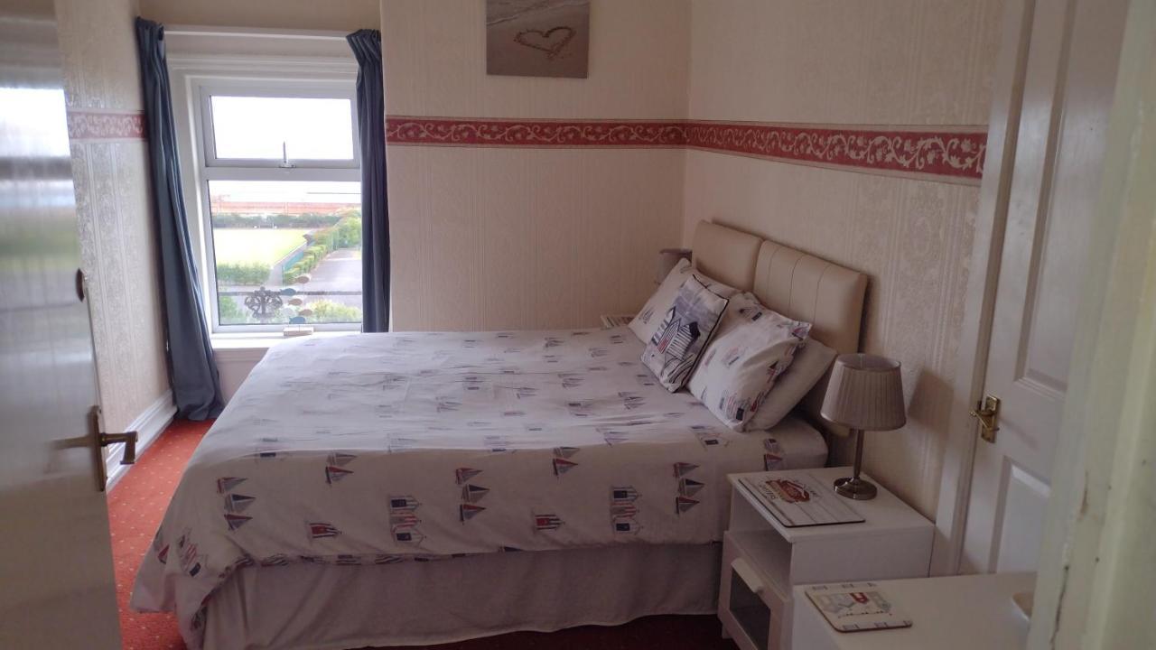 The Kathrene Second Floor Sea View Leilighet Fleetwood Eksteriør bilde