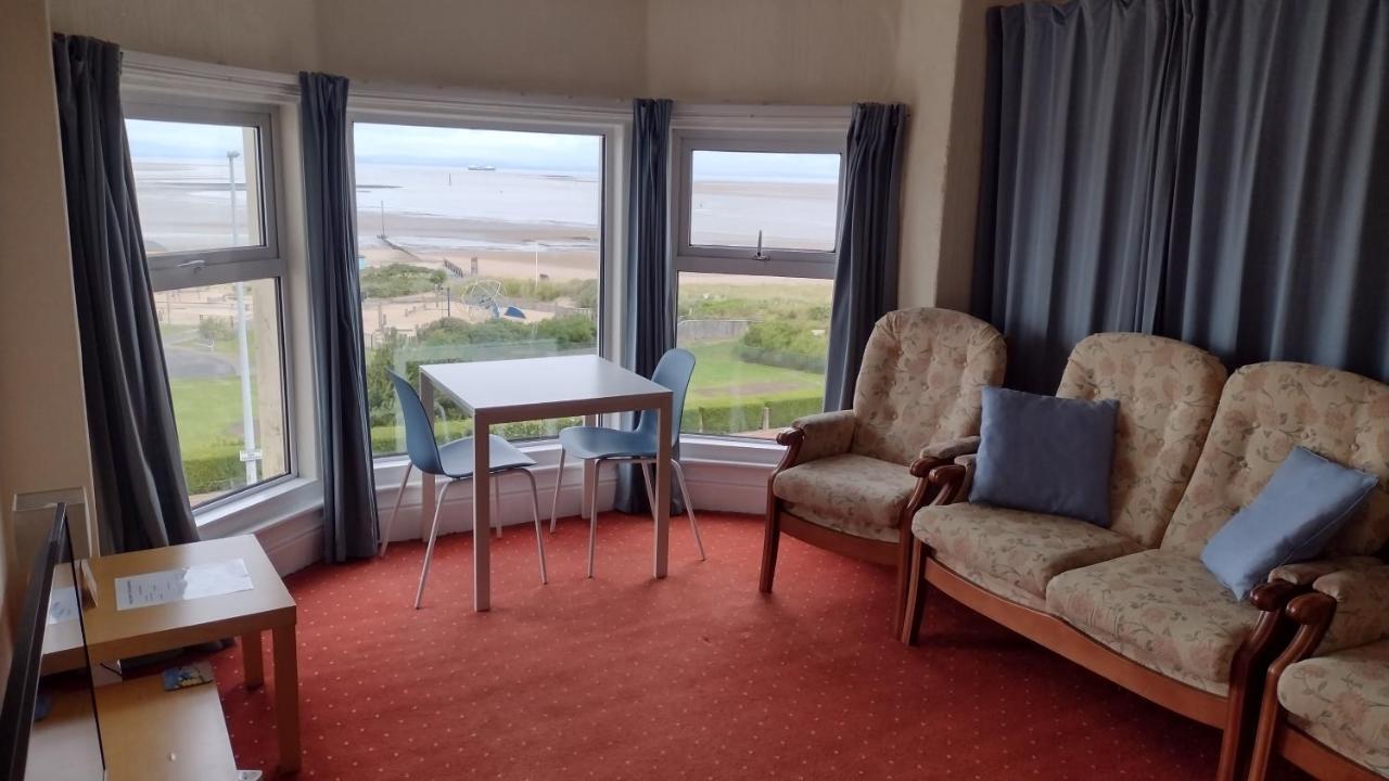 The Kathrene Second Floor Sea View Leilighet Fleetwood Eksteriør bilde